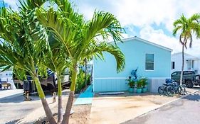 Nautilus...Ocean Front Cottage Retreat ~